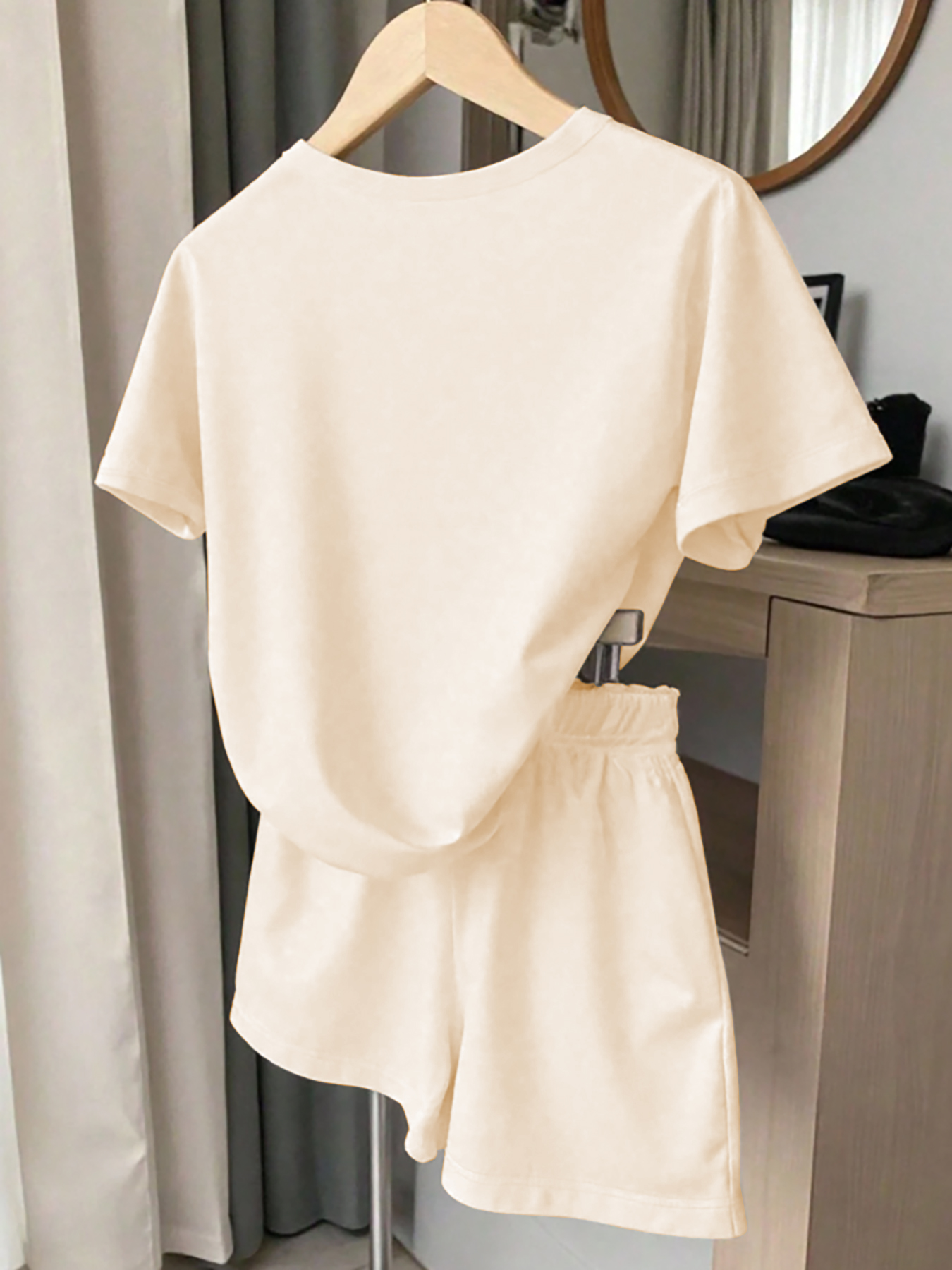 Women's Casual Outfit, a Must- - đánh giá và giá Summer Clothing Must Haves