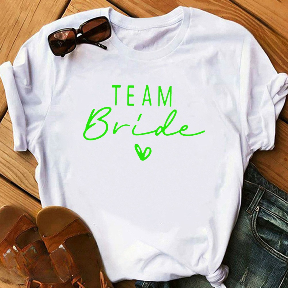 Bride's Best Friend T-shirt  A - đánh giá và giá Summer Clothing Must Haves