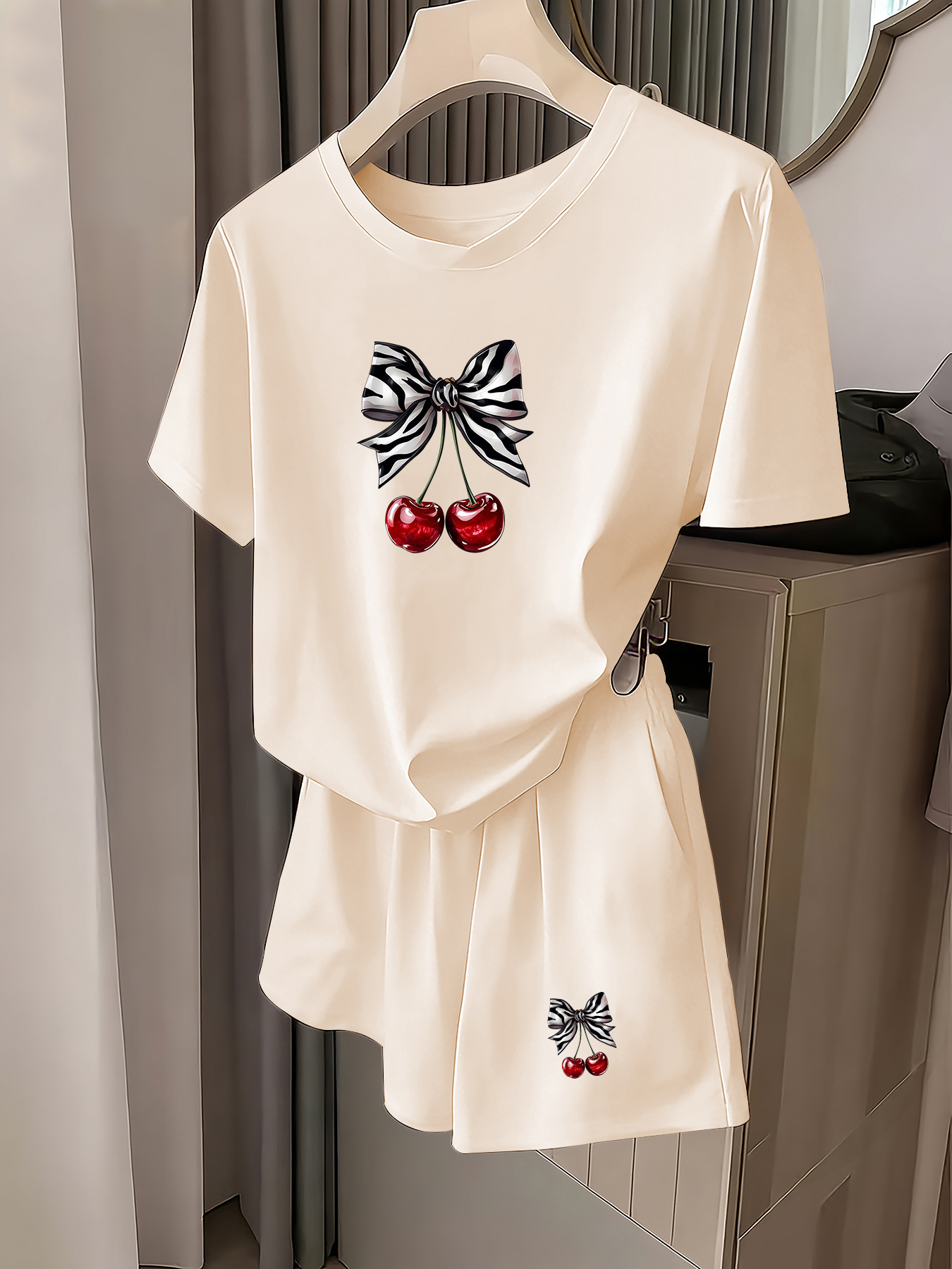 Women's Casual Outfit, a Must- - đánh giá và giá Summer Clothing Must Haves